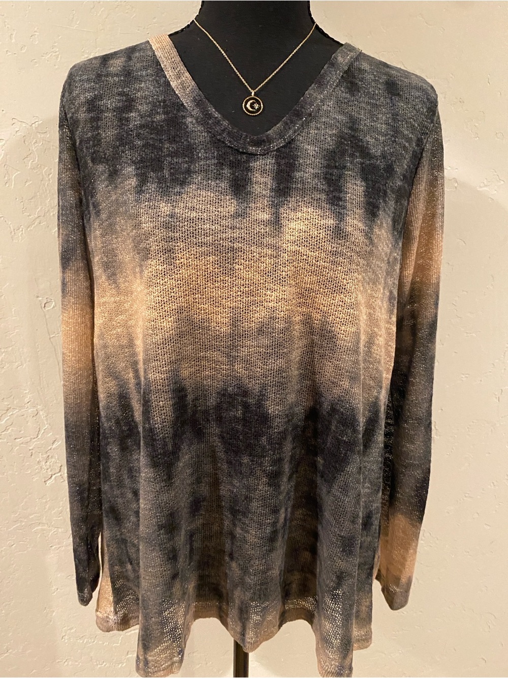 BiBi Tie dye/Hombre effect Top with Juliett ❤️ You to Moon & Back Necklace. NWT.